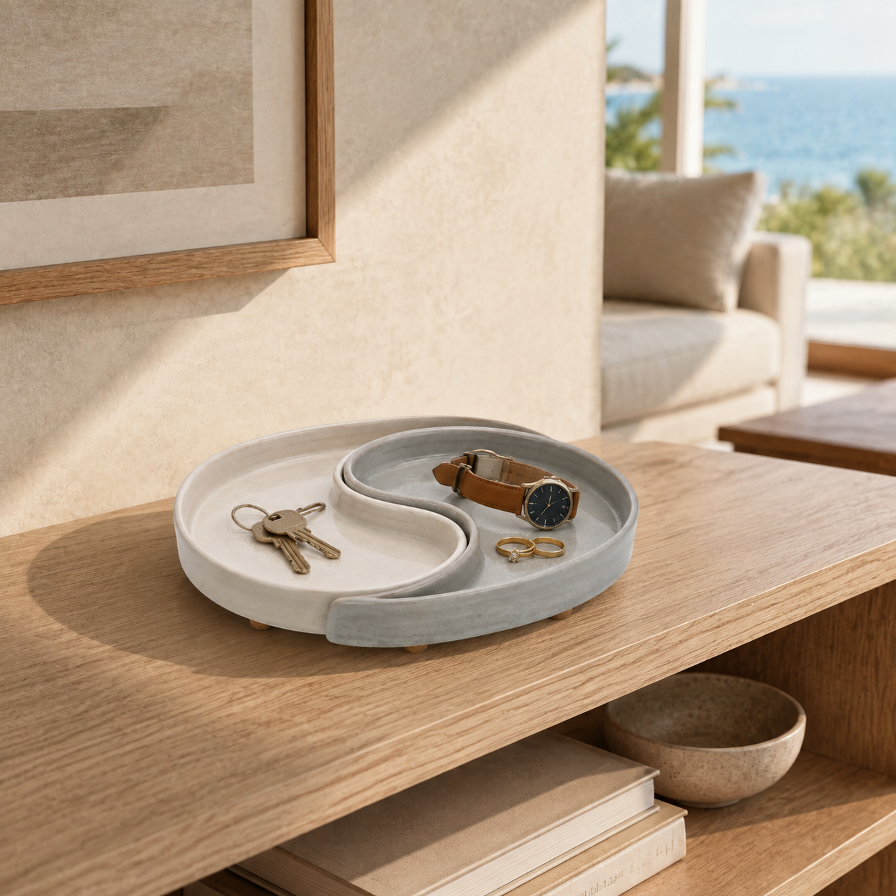 Pebble Arc Catchall