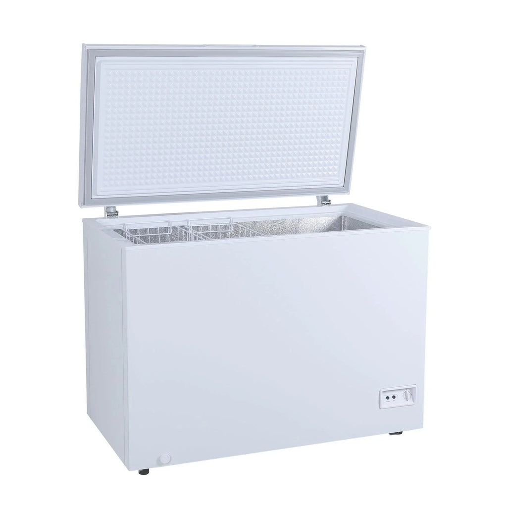 Avanti CF10F0W 10 Cu. Ft. White Chest Freezer
