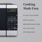 Farberware FMGZ09BKA 0.9 Cu. Ft. Microwave Oven, 900W, Digital Control, LED Display, 6 Cooking Presets, Black