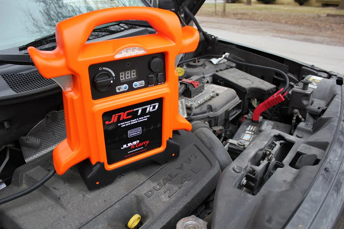 Clore Automotive Jump-N-Carry JNC770O 1700 Peak Amp Premium 12 Volt Jump Starter