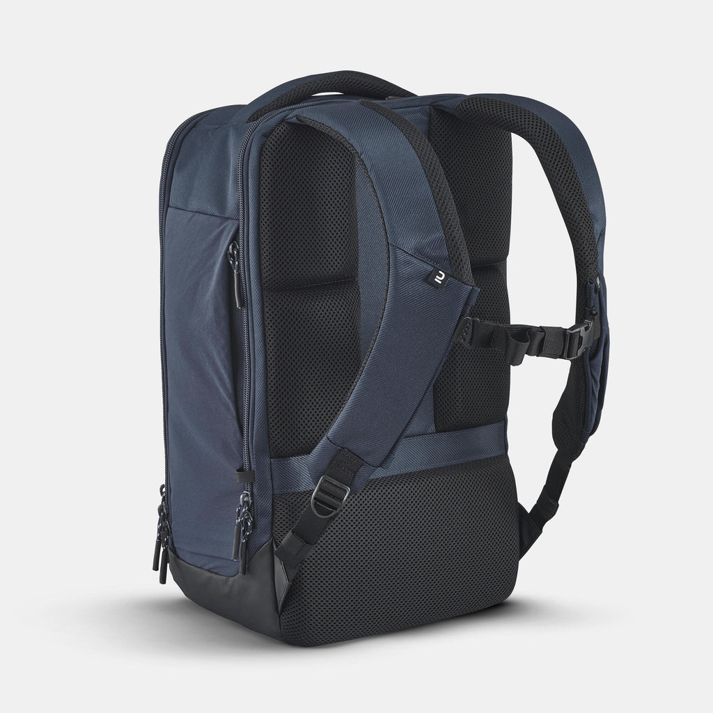 Quechua NH500 Escape 23 L Hiking Backpack | Dark Blue / 23 L