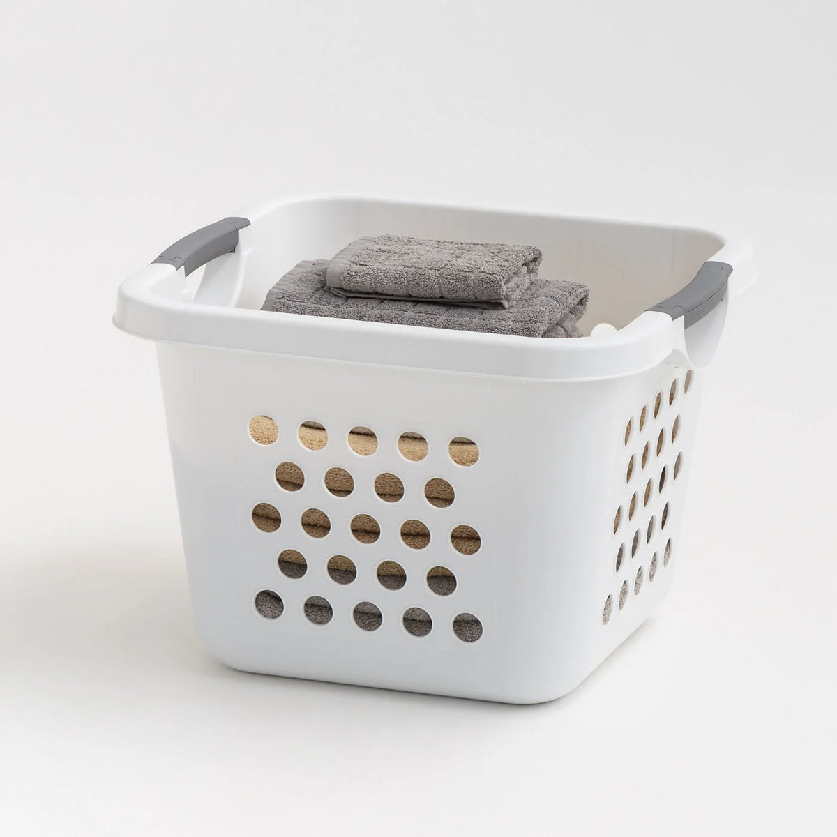 Compact Plastic Laundry Hamper Basket – 30L Storage Organizer with Easy-Lift Handles, 3-Pack